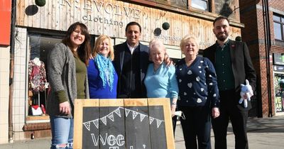 Scottish Labour leader praises community group during Rutherglen visit