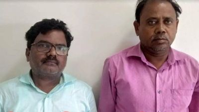 UP: Doctor, fraudster dupe 500 jobseekers, nabbed by STF