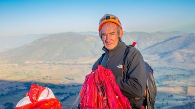 Ken Hutt's death-defying bid to paraglide from Mount Everest summit to be captured on film to help end polio