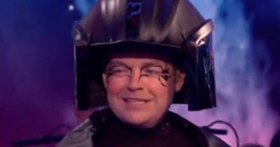 Saturday Night Takeaway's Stephen Mulhern gets hero's welcome as he returns after illness