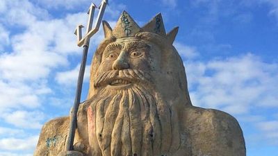 Calls for Two Rocks' iconic King Neptune statue to be heritage listed as developers move in