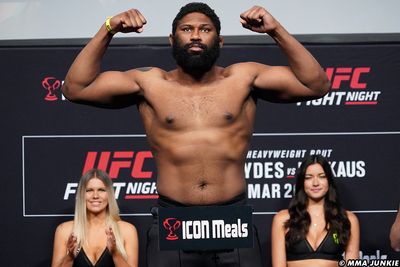 UFC on ESPN 33 results: Curtis Blaydes finishes Chris Daukaus, calls for title shot