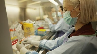 More than 7,000 new COVID cases and four deaths reported in Western Australia