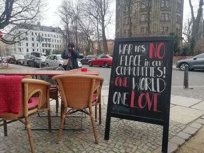 In Berlin, a Russian restaurant rallies behind Ukrainians