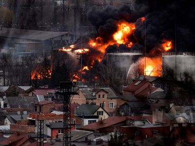 Ukraine news - latest: Kyiv says more Russian troops being brought in as Putin ‘wants to split country in two’