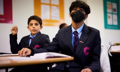 ‘You’ve got friends’: Birmingham school scheme aims to ease refugee trauma