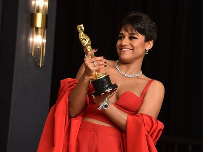 Oscars 2022 – live: Academy Award winners as Amy Schumer shocks with Leonardo DiCaprio joke