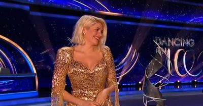 Holly Willoughby glows in gold dress for Dancing on Ice final