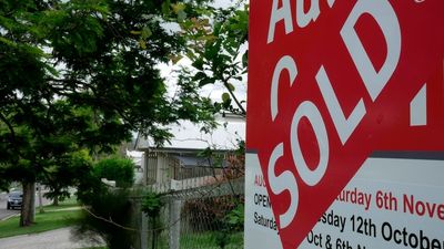 First home buyers to receive help in federal budget, more money for roads and car parks to be announced