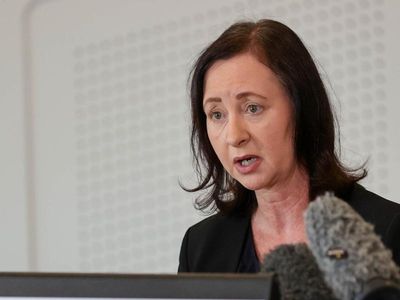 Qld seeks more health funding in budget