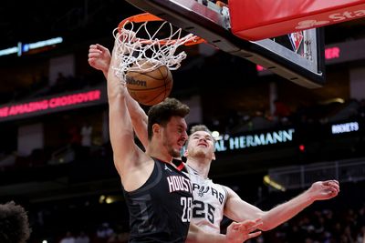 Spurs at Rockets: Prediction, point spread, odds, over/under, betting picks (March 28)