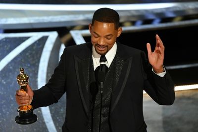 Will Smith channels 'fierce defender' in 'King Richard' Oscar win