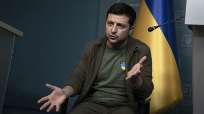 Zelensky responds to "frightened" Kremlin censoring his interview with Russian journalists