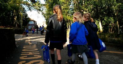 Schools to get new rules on opening hours under government plan