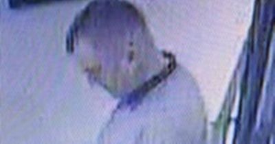 Glasgow pub serious assault sees police release CCTV images of two men