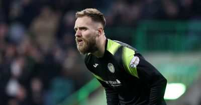 Hibs join race for St Mirren keeper Jak Alnwick as contract continues to tick down