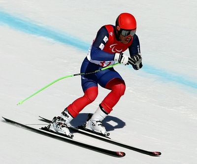 Veteran Alpine skier wants teammates 'at the top of the world'