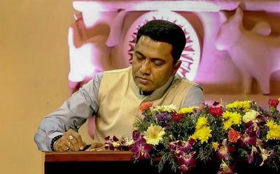 An elected, not selected, CM, says Pramod Sawant as he takes oath