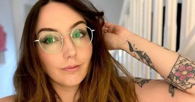 Hubby brands wife 'immature' as she buys pear just because of its naughty shape despite not even liking the fruit