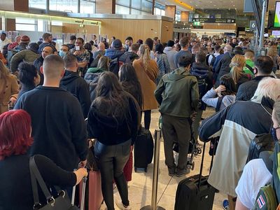 ‘Appalling’ hours-long queues at Dublin airport spark travel chaos