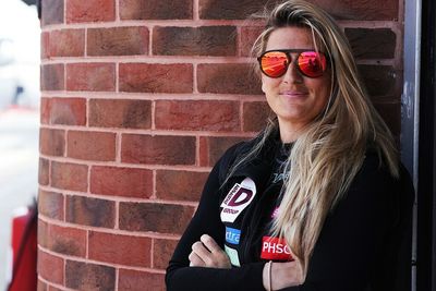 Jade Edwards remains with BTC Honda team for 2022