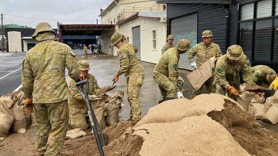 Severe weather threat moves to NSW Mid North Coast, flood peak revised down for Lismore