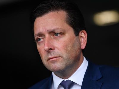 Vic opposition leader in COVID isolation