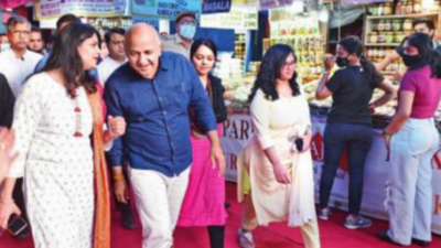 As Dilli Haat turns 28, Manish Sisodia lauds its role
