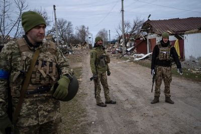 Ukraine news - live: Peace talks resume as UK warns Russia still poses ‘significant threat’ to Kyiv