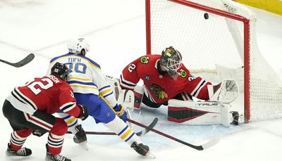 Blackhawks blow four-goal lead, suffer embarrassing loss to Sabres