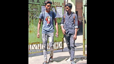The ripped jeans divide in Kolkata: Some students wear ‘torn clothes’, sidestep college ban