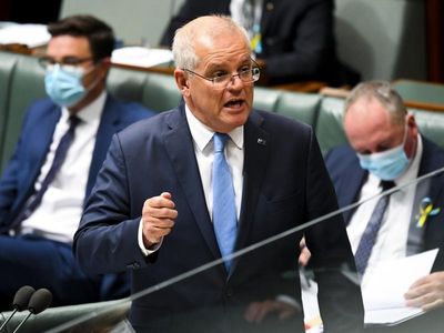 PM defends government response to floods