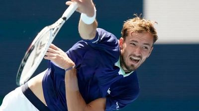 Medvedev Reaches Last 16 in Miami, Osaka into Quarters