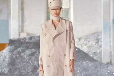 Best trench coats for women that are stylish and versatile