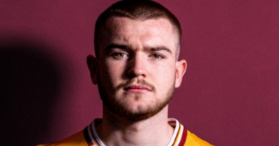 Republic of Ireland youth Robbie Mahon signs for Motherwell