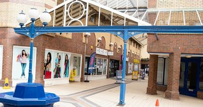 Welsh shopping centre sold at auction to retail site owner
