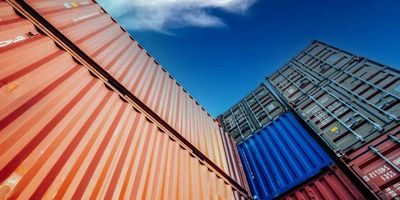 Hedging Supply Chain Tensions and Container Freight Volatility