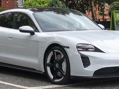 Porsche SE Supports Volkswagen's IPO Plans For Porsche AG, Sees Conflict In Ukraine Affecting Timing: Reuters