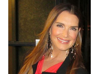 Brooke Shields Joins CBD Company Prospect Farms As Chief Brand Officer, Board Director, Investor