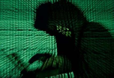 Tech & Science Daily: Hackers hunted after Ukraine’s biggest web host attacked