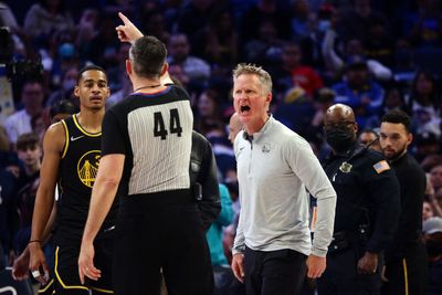 Warriors’ Steve Kerr ejected before halftime vs. Grizzlies on Monday