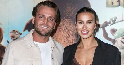 Ferne McCann says she wants beach wedding abroad as she stands by her man