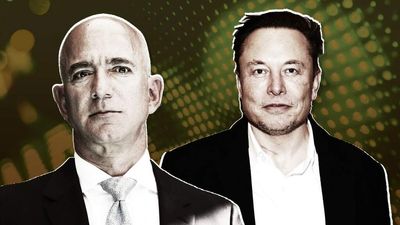 Musk Has a New Line of Attack Against Archrival Bezos (With a Z)