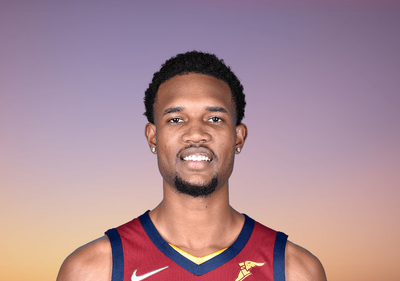 Rookie of the Year favorite Evan Mobley hurts ankle