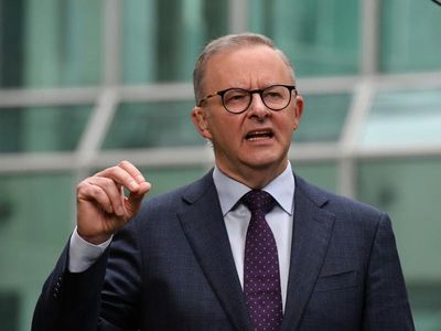Labor takes aim at 're-election' budget