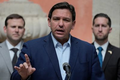 Florida Gov. DeSantis vetoes new congressional maps