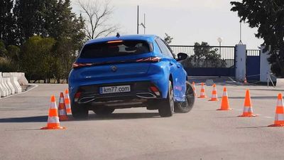 2022 Peugeot 308 Moose Test Hindered By Power Steering Failure