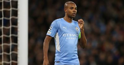 Fernandinho speaks out on Man City contract situation as end of deal looms