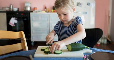 Parents bribe their kids with screen time and chocolate to get them to eat healthily