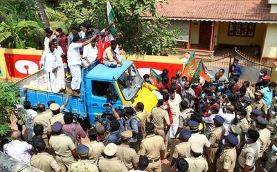 SilverLine protest: Thazhuthala residents threaten suicide